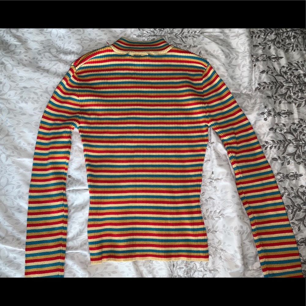 long sleeve striped fitted cropped sweater/shirt